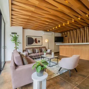  Apartment River By Yellowkey Capital